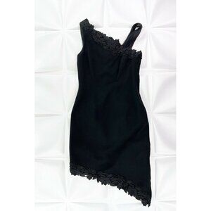 YT Travilla Sz 4 Black Crochet One Shoulder Formal Asymmetric Shift Sheath Dress